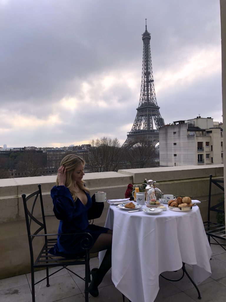 breakfast Eiffel Tower 